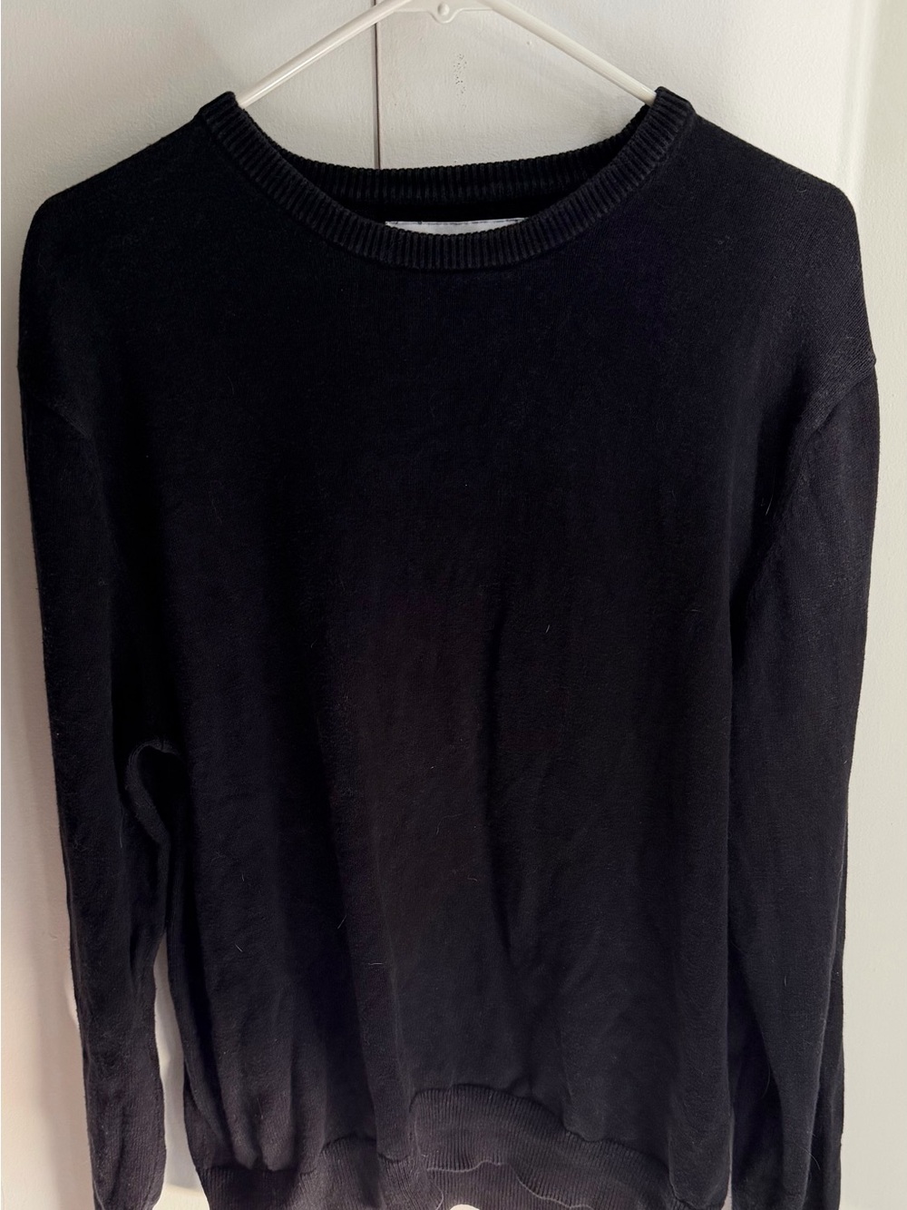 Amazon Essentials Men's Black Crewneck Sweater - Ribbed Trim